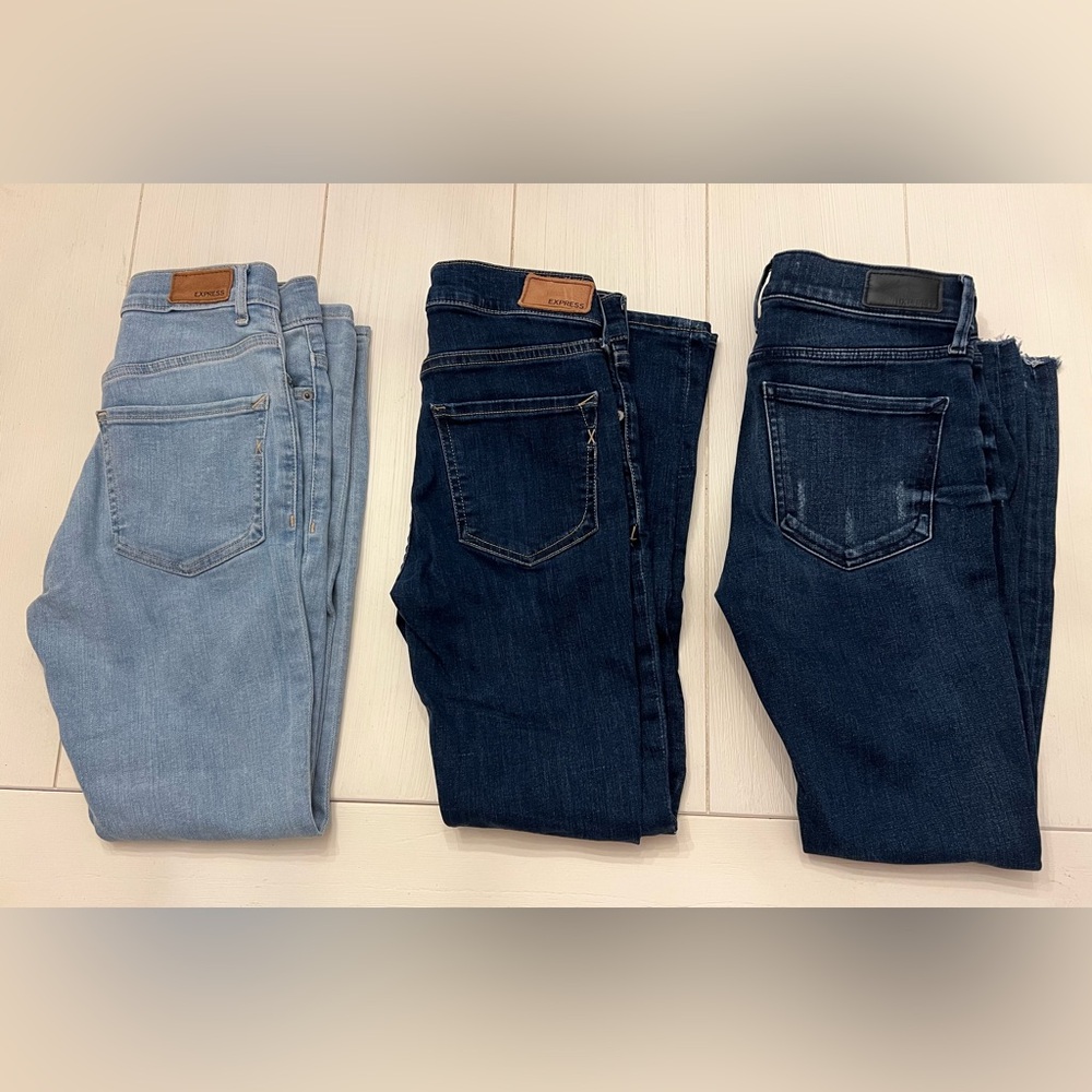 Express Women's Size 2 Jeans in Light and Dark Blue Denim
